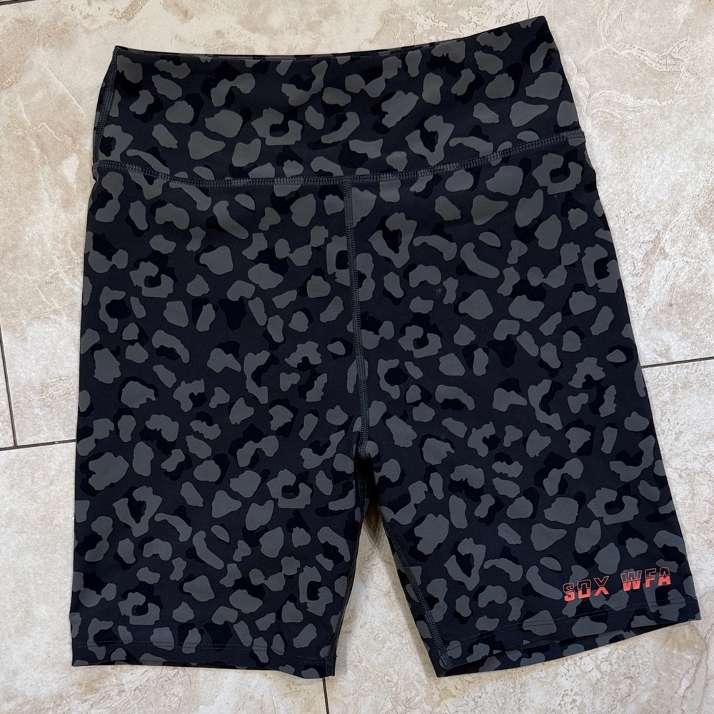 Women’s High-Waist Black & Gray Leopard Bike Shorts